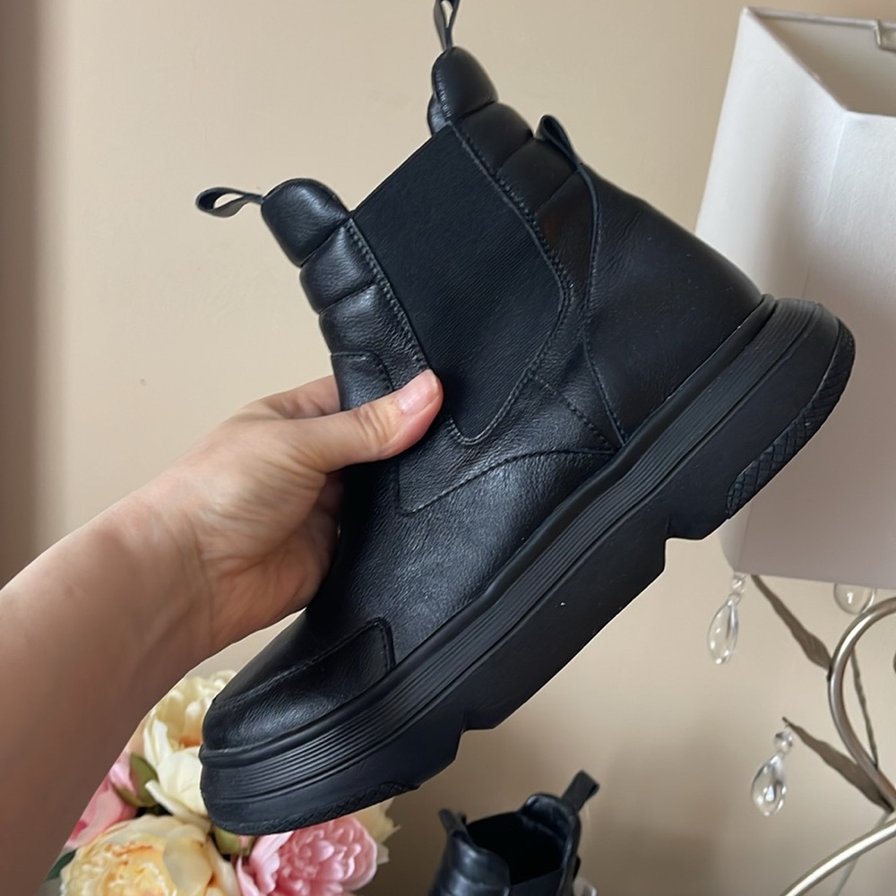 New Saint G Black Leather Heather Bootie - Picture 1 of 8